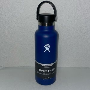 NWT Hydro Flask 18oz Hydration Refillable Reusable Water Bottle 532mL Cobalt